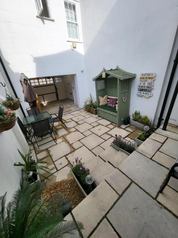 Villa The Coach House à Weymouth Extérieur photo